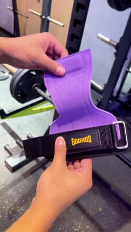 Gym Grips For Men Women Cowhide Palm Guards Weightlifting Fitness Workout Gloves Grips with Wrist Wraps Training Equipment