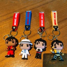 1 PCS or 10 PCS For 4 Styles of Michael Jackson Keychain Music Idol Doll Machine Key Chain