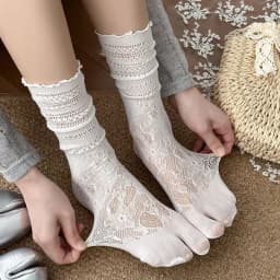 1-3Pairs Available Women Two Toe Socks Summer Breathable Elastic Sheer Hollow Floral Fashion Japanese Sweet Split Toe Tabi Socks