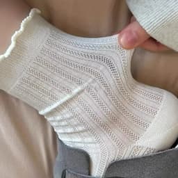 4 Pairs Women Solid Color Mesh Mid Tube Socks Summer Lightweight Breathable Fashionable Wavy Edge Ballet Style Casual Socks