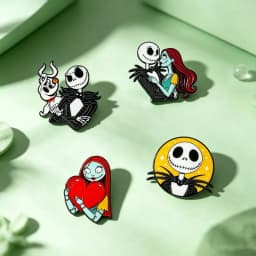 HOT 5pcsAnime Cartoon Badge Halloween New Christmas Horror Night Badge Personalized Creative Brooch Bag Clothing Decoration Gift