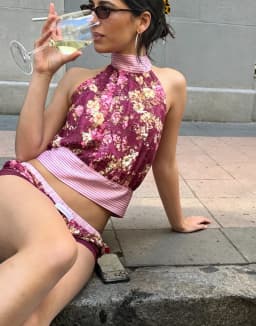 Women's Vintage Boho Floral Print Halter Neck Top Sleeveless Chiffon Blouse With Pink Ribbon Tie Waist Casual Summer Crop Top