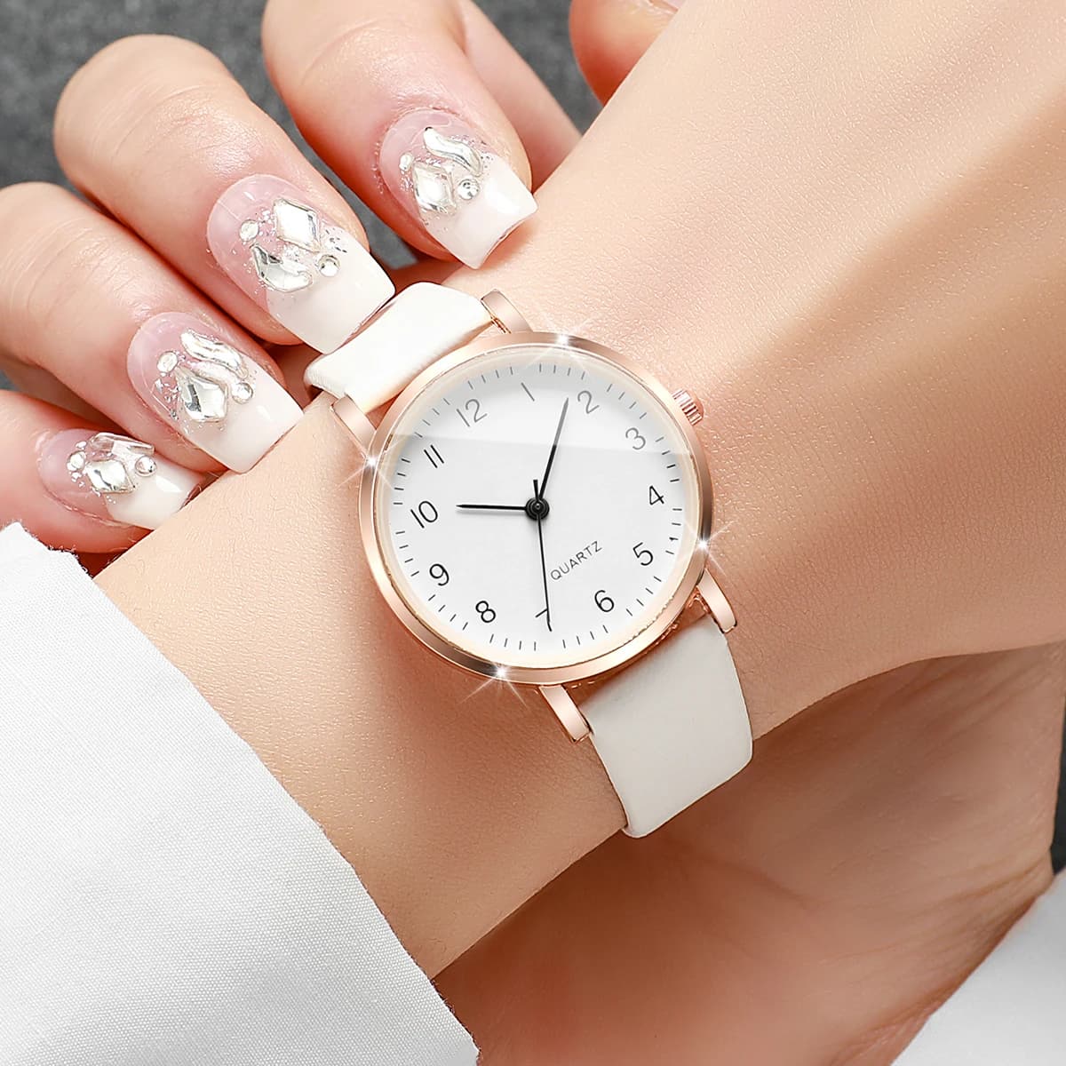 Elegant Small Dial Women Quartz Watch Simple Leather Strap Ladies Wristwatches Reloj Mujer Girls Clock Gift(Without Box)