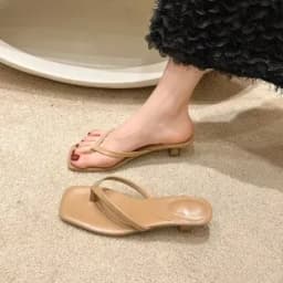 Summer New Soft Leather Square Toe Cat with Flip-flops Women Fashion Thin Belt Thin Heel Soft Sole Flip-flops