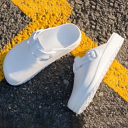 Litfun Fashion Clogs Slippers Anti-Slip Lab Waterproof Medical Slippers Women Men Working Slippers Shoes Nurses Soft Eva Slides
