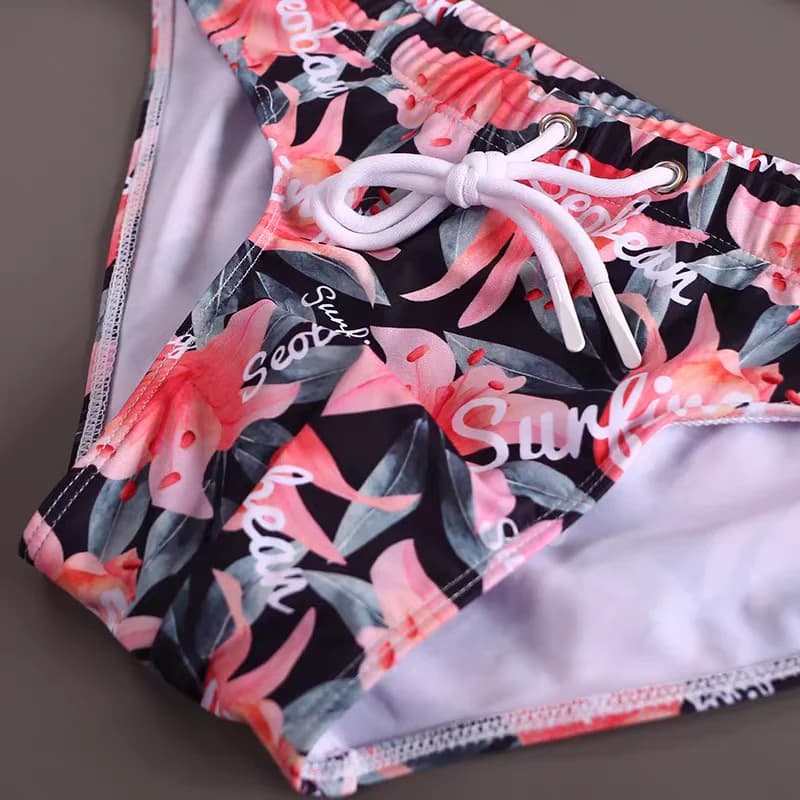 2026 color wholesale summer new swimming trunks men, men's briefs, cross-border men's seaside swimming trunks 220901