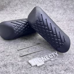 1 Pair Universal 32MM 1-1/4" Motorcycle Engine Guards Crash Bar Protective Rubber Cover Pad For Harley XL883 XL1200 Aprilia BMW