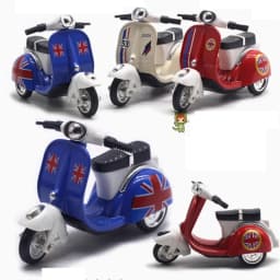 New Alloy Pullback Car 1:43 Retro Style Three Wheeled Vehicle Model Cartoon Design Door Can Open Sports Car Model