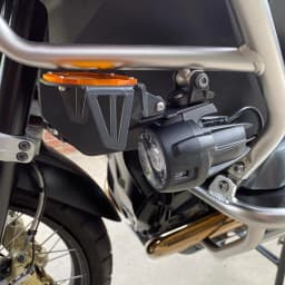 Flipable Fog Light Protector Grille Protection Cover Fit For BMW R 1250 GS R1250GS Adventure R1200GS LC ADV R1200 Rally R1250 HP