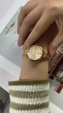 CURREN 9097 Top Brand Women's Quartz Watch Fashion Casual Gold Silver Waterproof Stainless Steel Strap Women's Elegant Watch