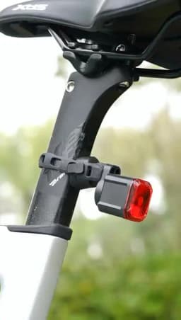 Digital Display Smart Bike Taillight Waterproof Intelligent Sensing Tail Light Cycling Safety Warning Light Bicycle Rear Light