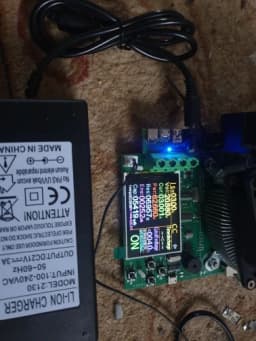 21V 1.5A 2A 3A 4A 5A 10A Intelligence Lithium Li-ion Battery Charger for 5S 18V Lithium Polymer Battery Pack DC 5.5*2.5MM 2.1MM