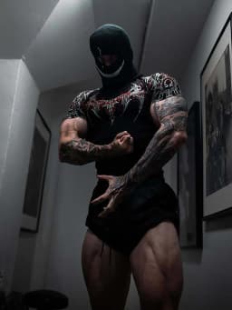 New Summer GYM T-shirt Men's Gothic Print Muscle Tee High Elasticity And Quick Drying Exercise For Bodybuilding Training T-shirt