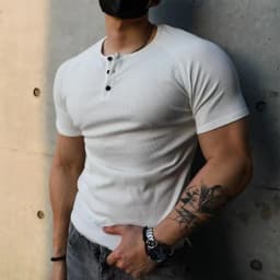 Men's Summer Short Sleeve Henley Neck T-shirt Solid Color Male Tops Slim Fit Button Neck High Quality Cozy Tshirt Streetwear