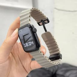 Magnetic Buckle Strap For Apple Watch Band Ultra 2 49mm 45mm 44mm 40mm 41mm 42mm 38mm Silicone Bracelet iWatch Series 7 6 se 8 9