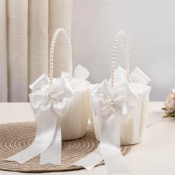 1-2pcs Pearl Handle Flower Basket Satin White Western Rustic Bowknot Wedding Basket Foldable Flower Basket For Floral Petals