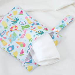 Elinfant 2PCS Wet Dry Bag Mini Baby Diaper Bag Nappy Bag 18*25cm Waterproof Reusable Washable Diaper Bag