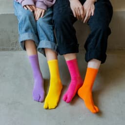 Color five-finger cotton sweat-absorbing breathable sports socks Japanese candy color split-toe women's socks