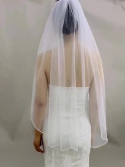 TOPQUEEN V35 Bridal Veil With Pearls Edge Women's Short Veil With Comb Single Tier Pearl Edge Bridal Veil For The Church Veu