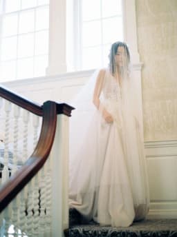 TOPQUEEN V25L Bridal Veils With Long Blusher Veil 3M*3M Elegant Off White Two Layer Veu Of Bride With Comb Boho Veil Cathedral