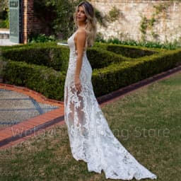 Sexy Illusion Tulle Applique Wedding Dress Deep V-Neck Sleeveless Mermaid Floor Length Straight Bridal High Quality Gowns