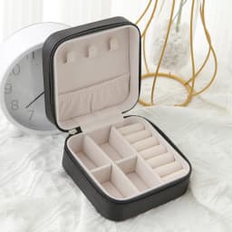 1pcs Single Layer Storage Box Ladies Travel Leather Jewelry Box Classic Black Pure White Fashion Pink Storage Box