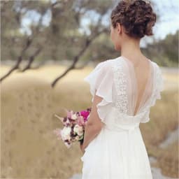 Bohemian Chiffon Wedding Dress Deep V Neck Ruffle Short Sleeve Lace Appliques Backless A-Line Bridal Gown Beach Wedding Dress