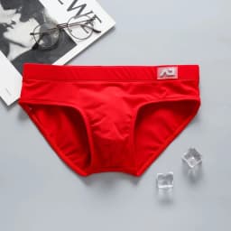 Men's swimming trunks with low waist, sexy, big, anti-embarrassing, quick-drying young men's sports briefs