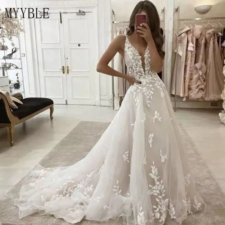 MYYBLE Customized  Wedding Dresses Bohemia V-Neck Beach Bridal Gown Vintage A-Line Appliques Vestido De Novia for Women