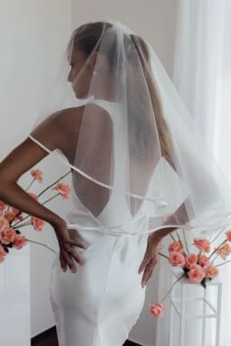 TOPQUEEN V21 Wedding Veil Bride to Be Pencil Edge Bridal Veils 3 M White Ivory Wedding Veil Photo Accessory Cathedral Veil