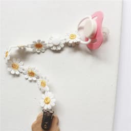 INS Baby Girls Pacifier Clips Wooden Kawaii Flower Lace Babies Soothe Nipple Teethers Toys Anti-drop Chain Teething Accessories