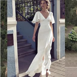 Simple Satin Wedding Dress V Neck Short Sleeve Backless Mermaid Bridal Gowns Front Split Floor Length Minimalist Robe De Noiva