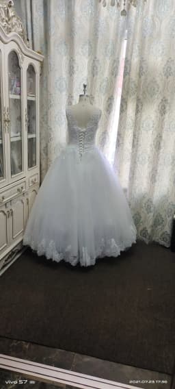Customized ZJ9218 Sweetheart Pearls Charming Sexy Floral Appliques Lace Wedding Dress Bride Dresses For Women 2023