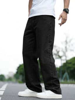Men's Straight-Leg Casual Jeans with Five-Pocket Design in Black for All-Season Comfort and Mid-Rise Fit