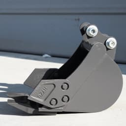 200mm narrow bucket – excavator attachment, equipped with extra pins for improved flexibility and efficiency! Free shipping.