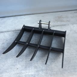 Free shipping, lawn rake attachment – suitable for small excavators, convenient for garden and farm work.