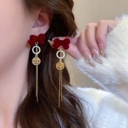 Vintage Wine Red Flocking Flower Drop Earrings For Women Jewelry 2026 Trending Long Bowknot Crystal Pearl Bridal Dress Earrings