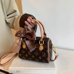 High-End Minimalist Unique Business Leisure Style Large Capacity Diaper Bags For Women's Designer Leather Fashion Tote
