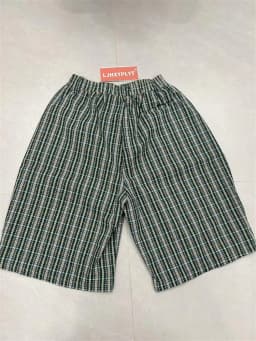 Men's Retro Plaid Thin Cropped Pants Summer Cool Boys Shorts Wide Leg Casual Bottom Male High Waist Half Trousers