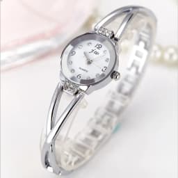 New Trendy Women Bracelet Watch Mujer Relojes Small Dial Quartz Leisure Popular Wristwatch Hour Female Elegant Watches