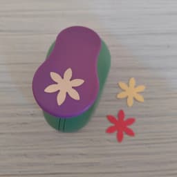 1.8cm - 2.5cm Flower Furador Diy Paper Cut Eva Foam Maker Puncher Scrapbooking Labor Saving For Hole Punch DIY Handmade