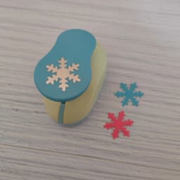 1.8cm - 2.5cm Flower Furador Diy Paper Cut Eva Foam Maker Puncher Scrapbooking Labor Saving For Hole Punch DIY Handmade
