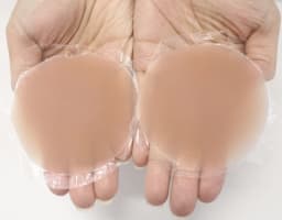 Round Shape Reusable Silicone Nipple Covers Invisible Seamless Breast Petals No Show Full Coverage Nip Pasties Sticky Bra