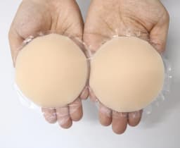 Round Shape Reusable Silicone Nipple Covers Invisible Seamless Breast Petals No Show Full Coverage Nip Pasties Sticky Bra