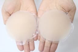 Round Shape Reusable Silicone Nipple Covers Invisible Seamless Breast Petals No Show Full Coverage Nip Pasties Sticky Bra