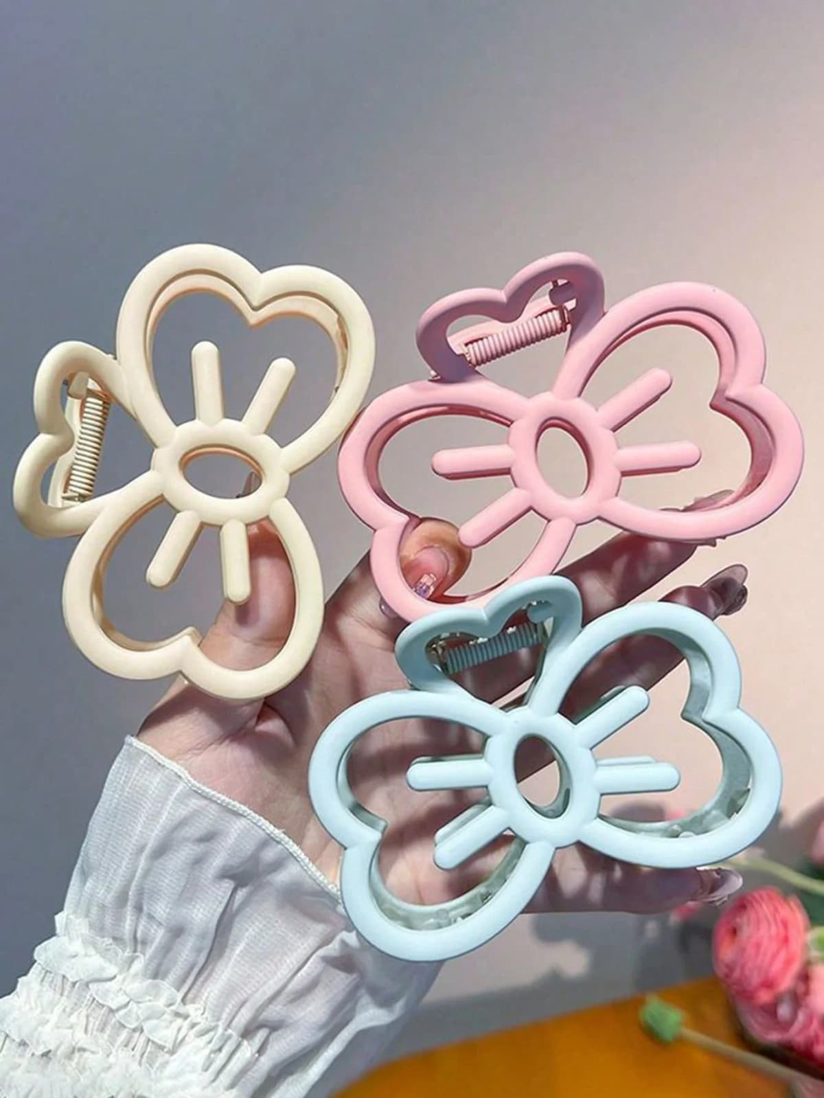 New Candy Color Cat Bow Hair Clip Plastic Claw Clip Fashion Crab Hair Clip For Girls Sweet Hair Claw Women Hair Accessories