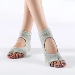 High Quality Women Yoga Socks Anti Slip Two Toe Sport Cotton Pilates Sock Breathable Quick-Dry Ballet Professiona Dance Sock