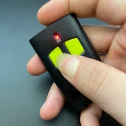 Beninca TO GO 2VA 4VA VA 2WV 4WV WV 2WP 4WP WP Garage Door / Gate Remote Control 433.92MHz Handheld Transmitter