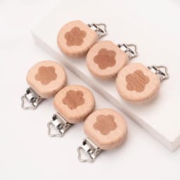 1Pcs Cute Modelling Beech Wood Pacifier Clip Baby DIY Cartoon Animal Wooden Log Pacifier Clips Nipple Chain Holder BPA Free