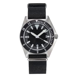 QM "Vietnam" Quartz Wristewatches US Special Forces UDT Military Men's 300M Diver Super Light Japan VH31 Movement SM8019BA